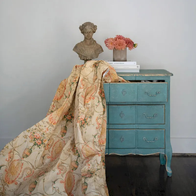 Commode en bois vieilli à 3 tiroirs