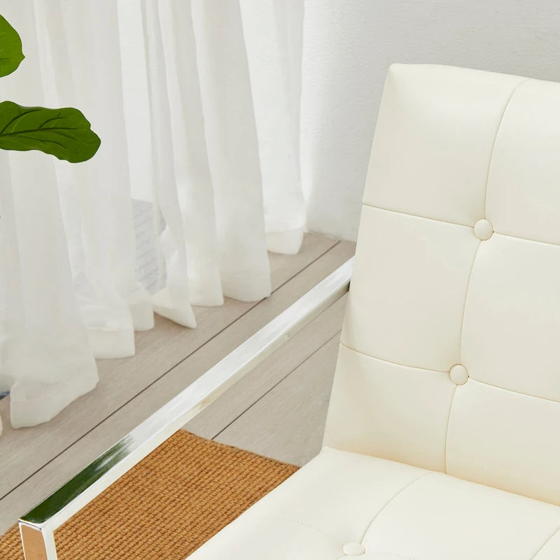 de 2 fauteuils d'appoint touffetés en similicuir de style Mid-Century 29,25W